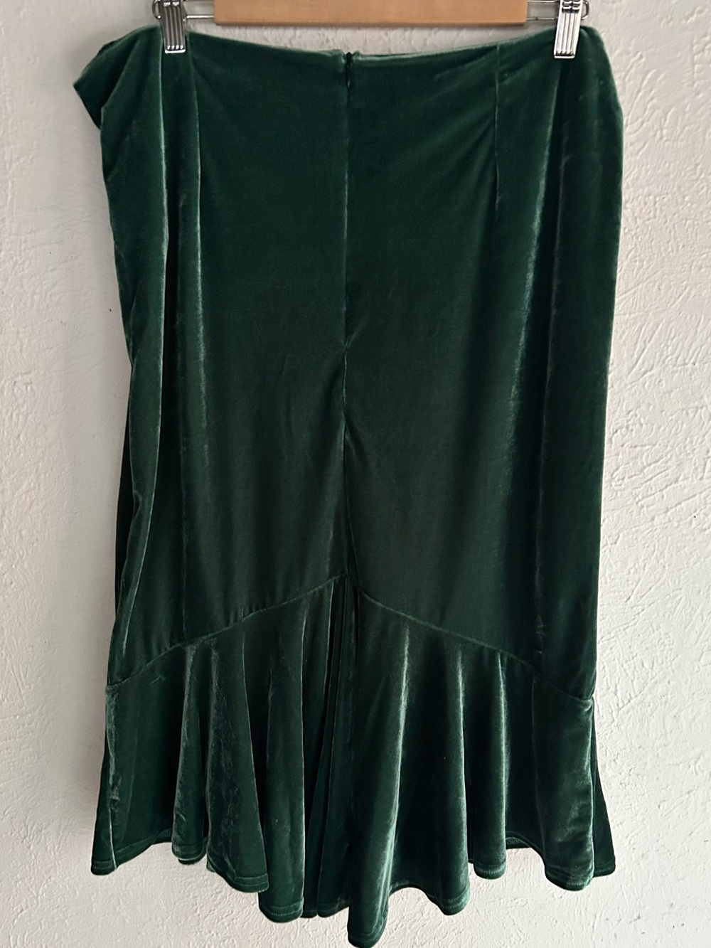 Killstar DrusillaDark Green Velvet Mermaid Skirt XXL Goth Alt - Picture 6 of 6